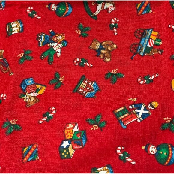 Vintage Christmas-Themed Red Cotton Fabric Fat Quarter 18x22 Festive Toy Prints - Picture 1 of 3